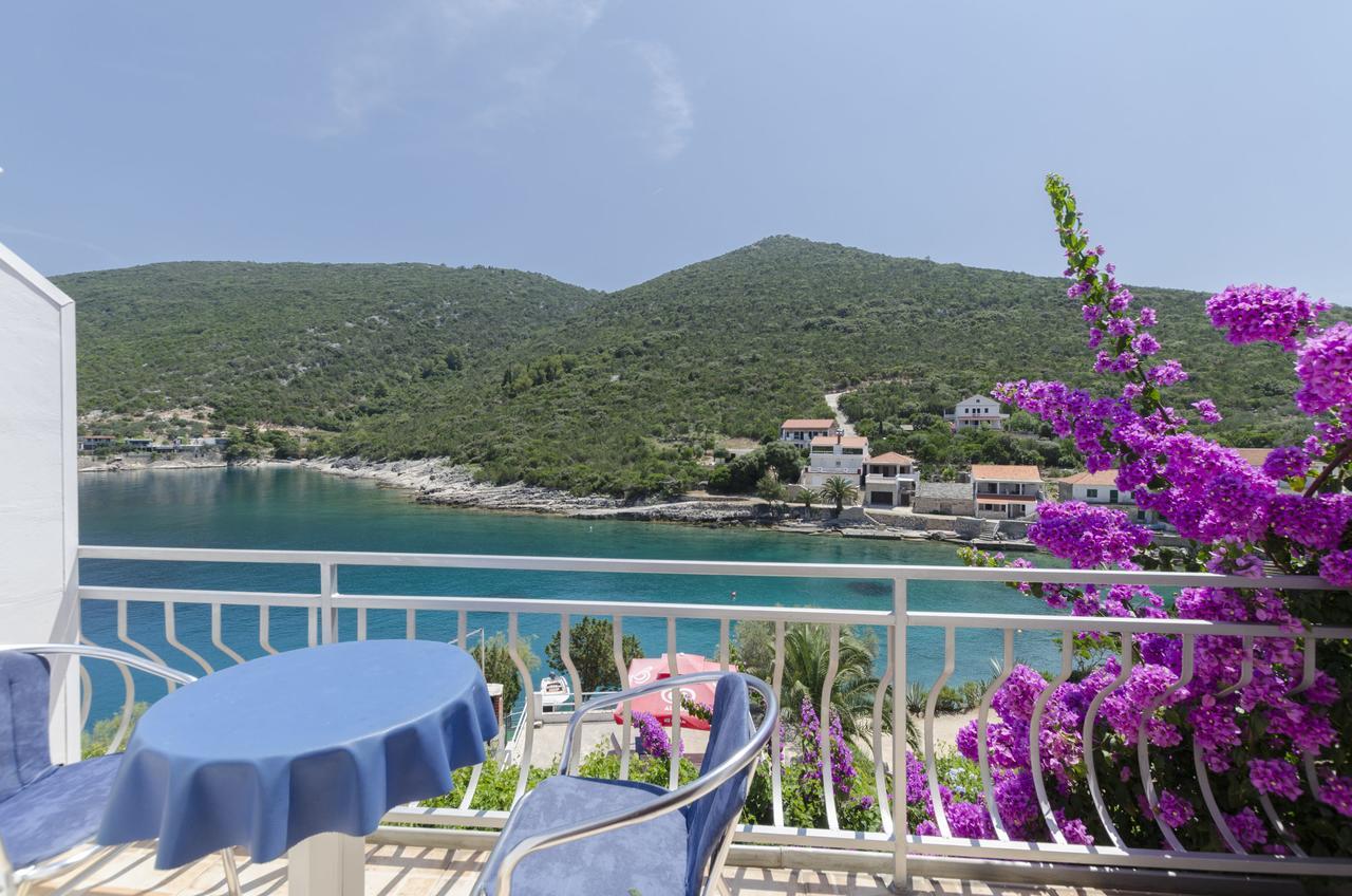 Apartments Dinko Gdinj 외부 사진