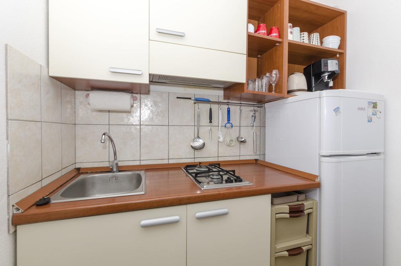 Apartments Dinko Gdinj 외부 사진
